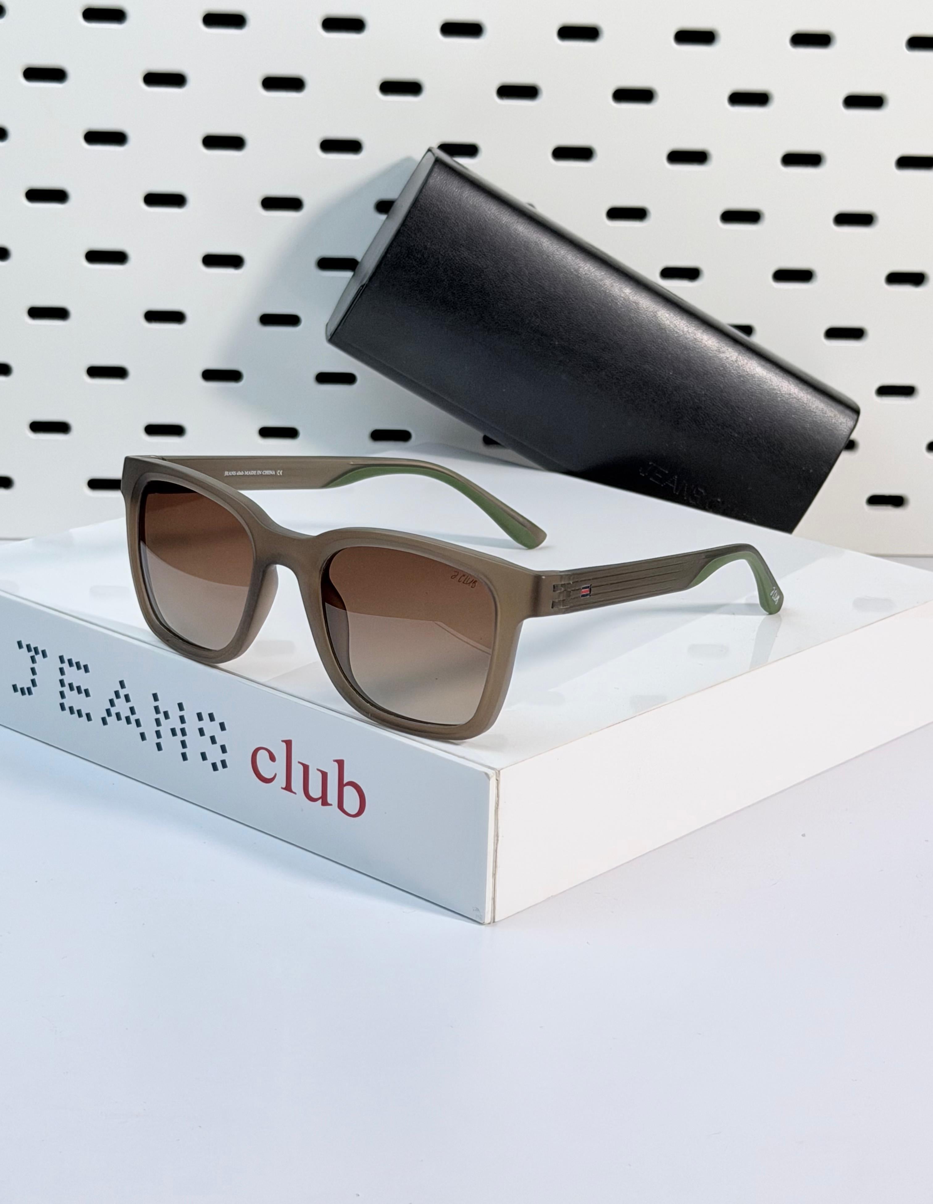 J.CLUB | TR02