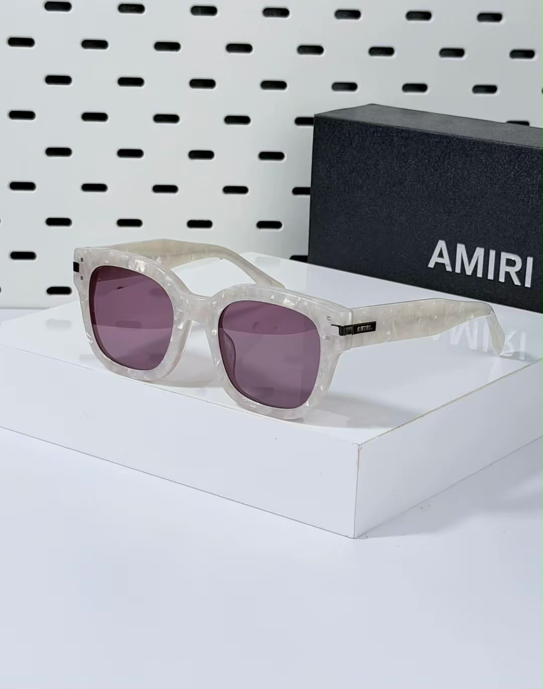 AMIRI