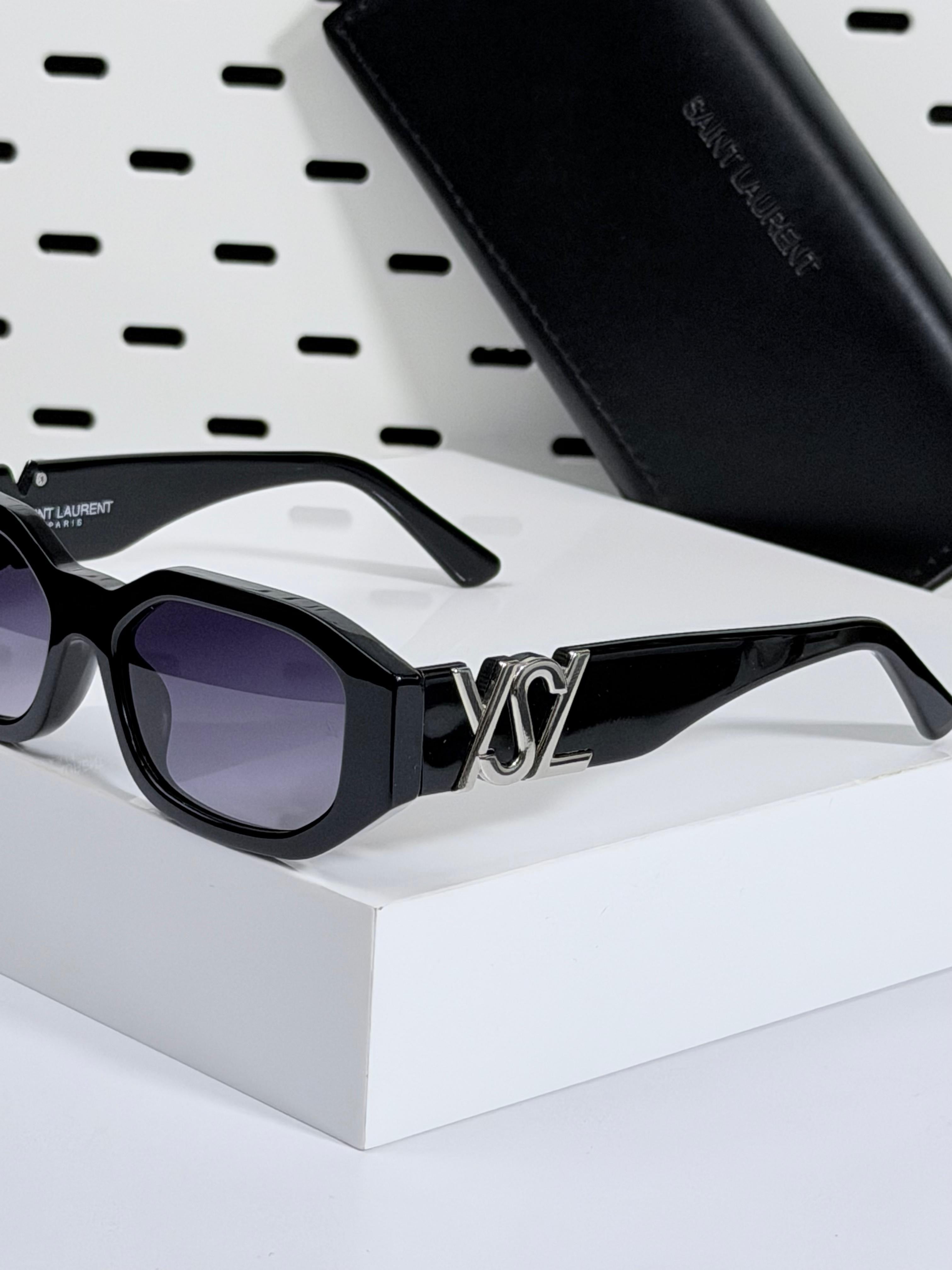 Yves Saint Laurent