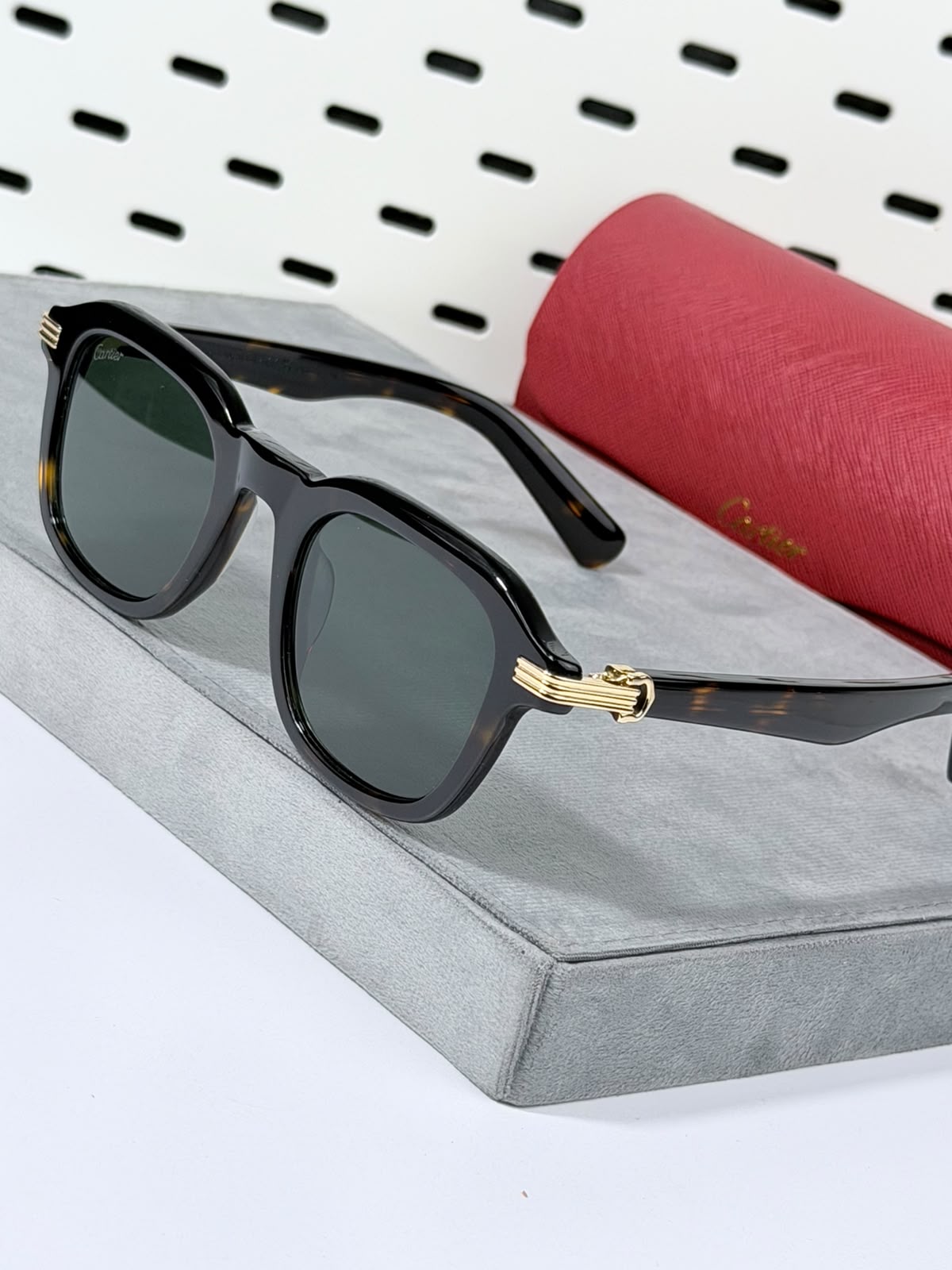CARTIER