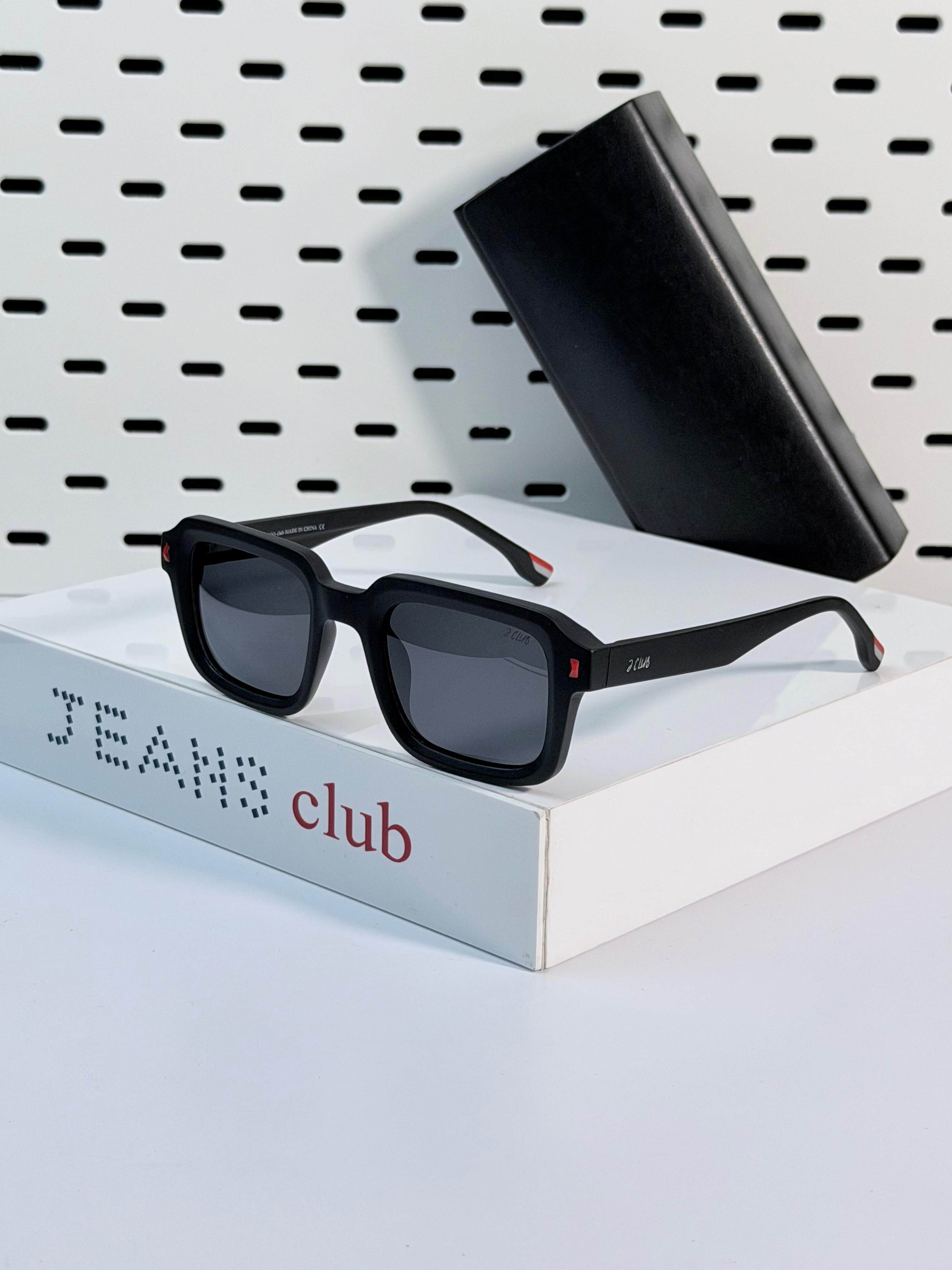 J.CLUB | TR03