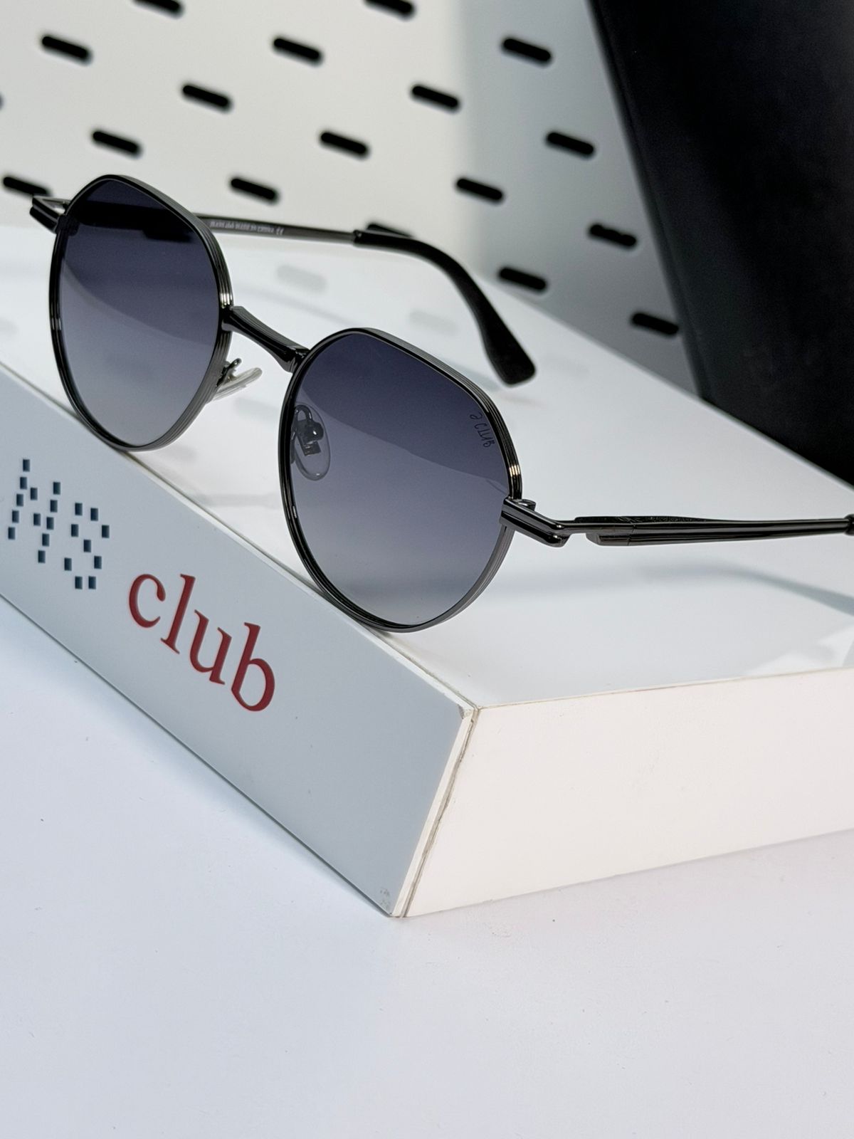 J.CLUB | JC04