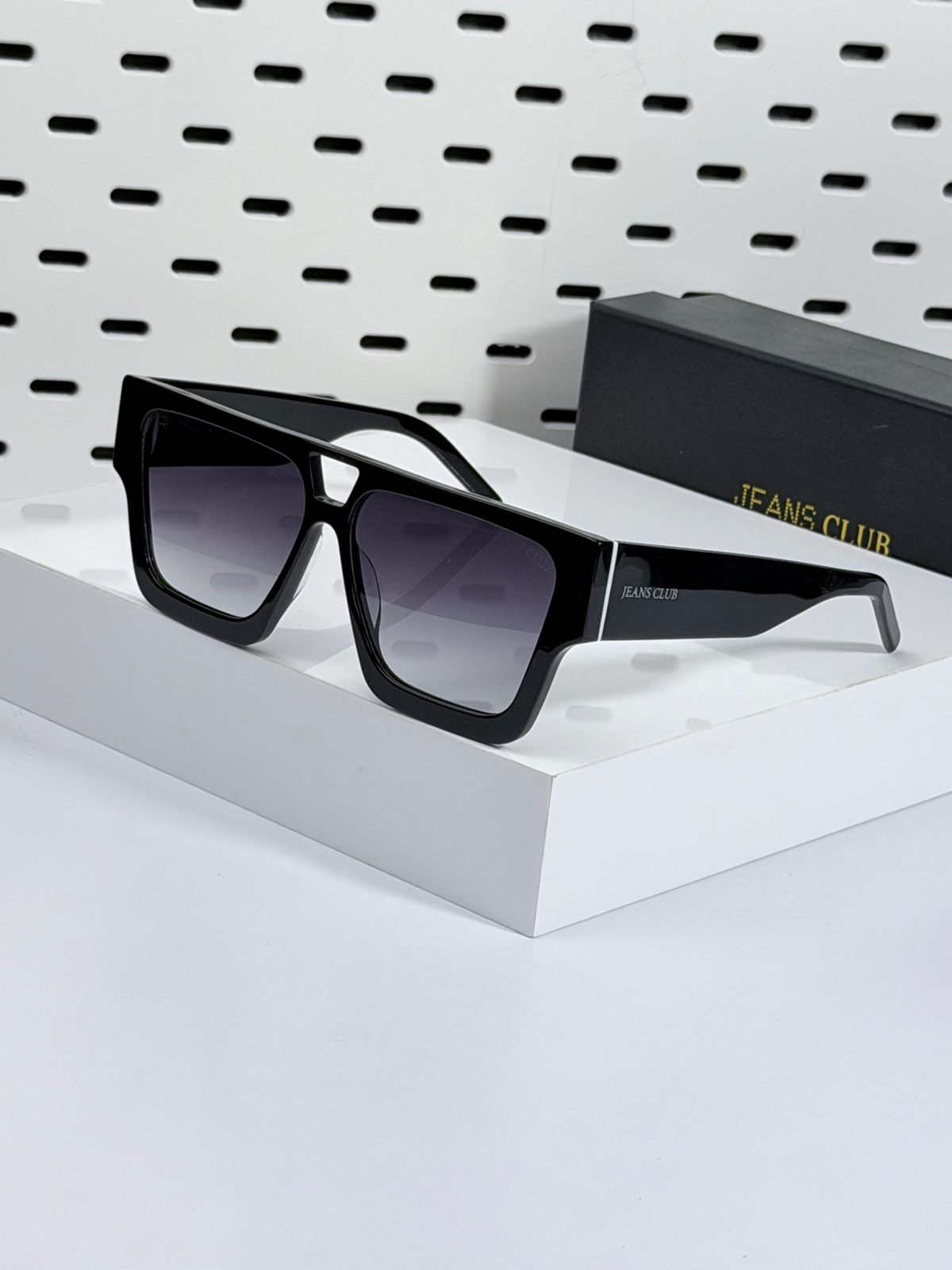 J.CLUB | JC010