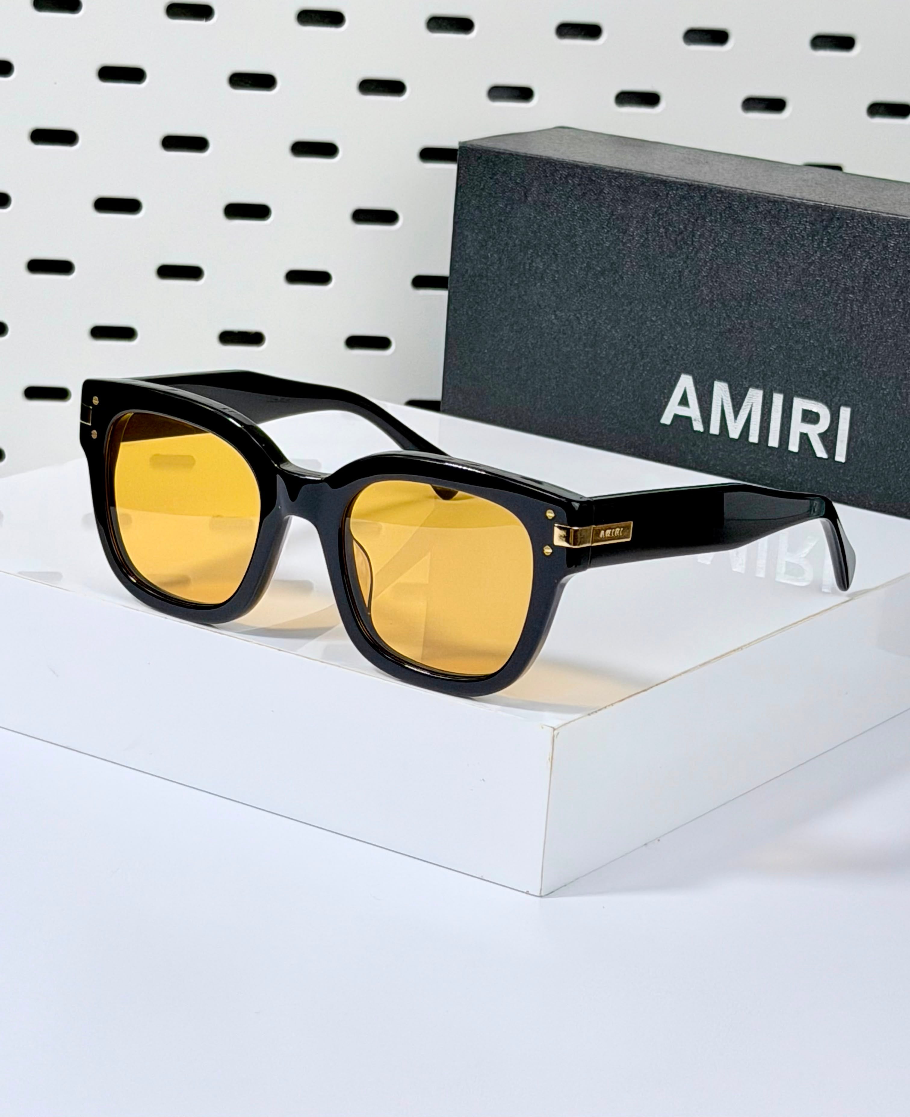 AMIRI