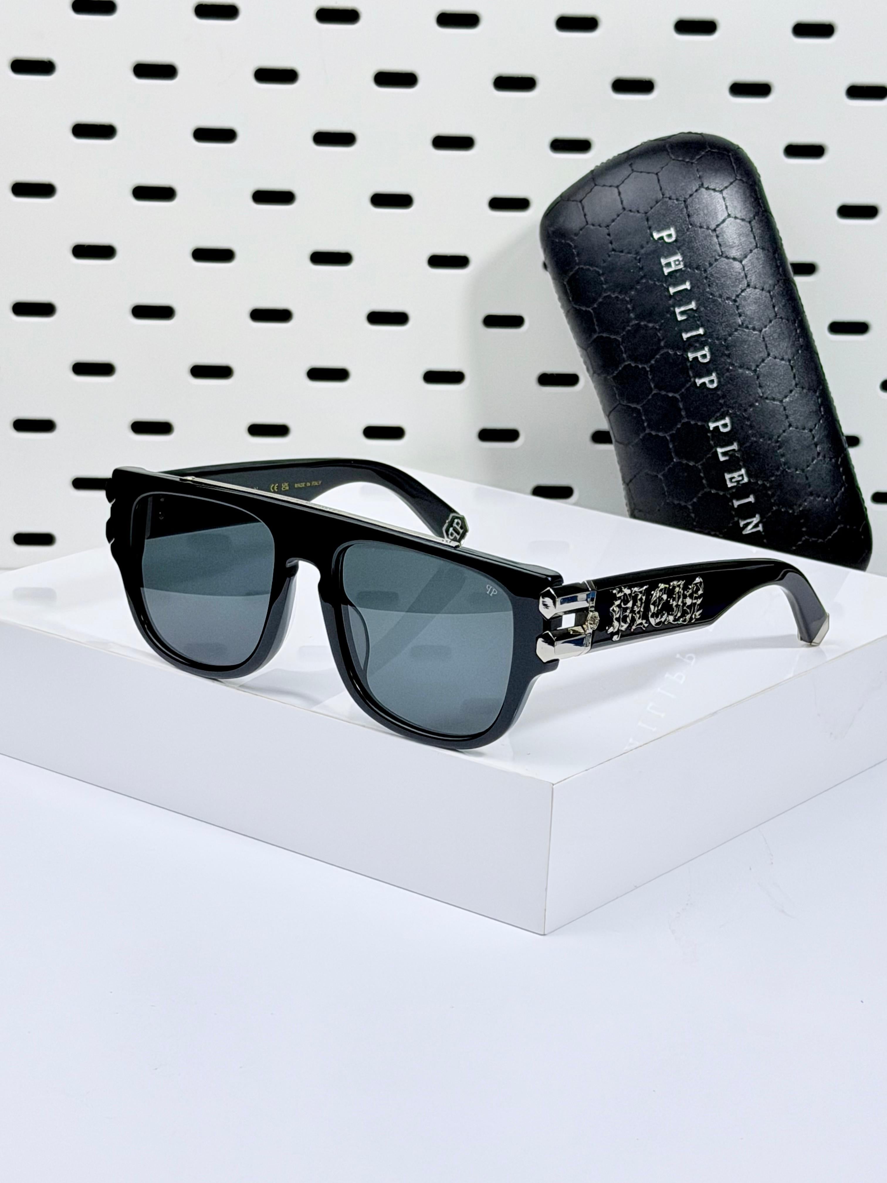 PHILIPP PLIEN | SPP011