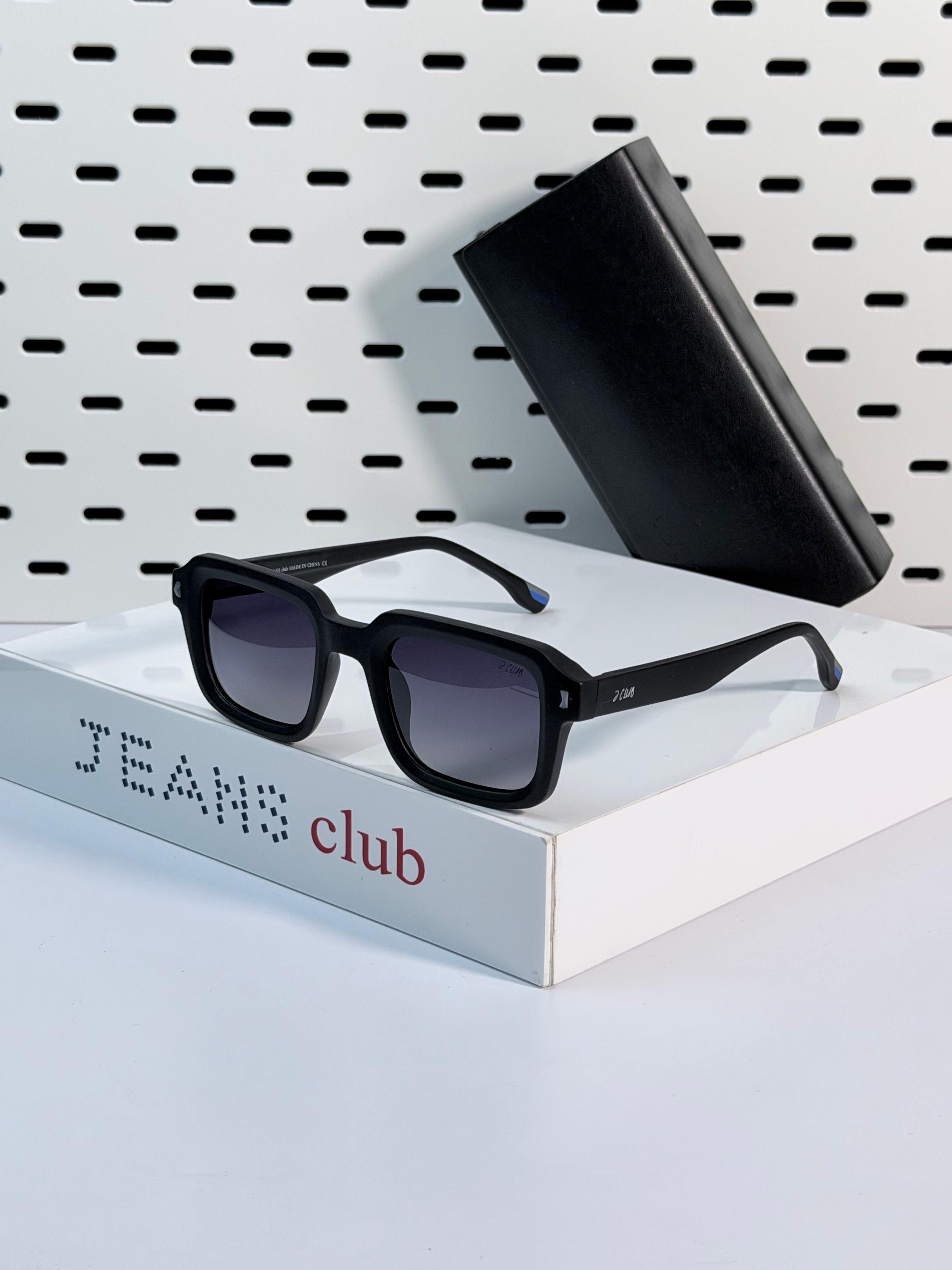 J.CLUB | TR03