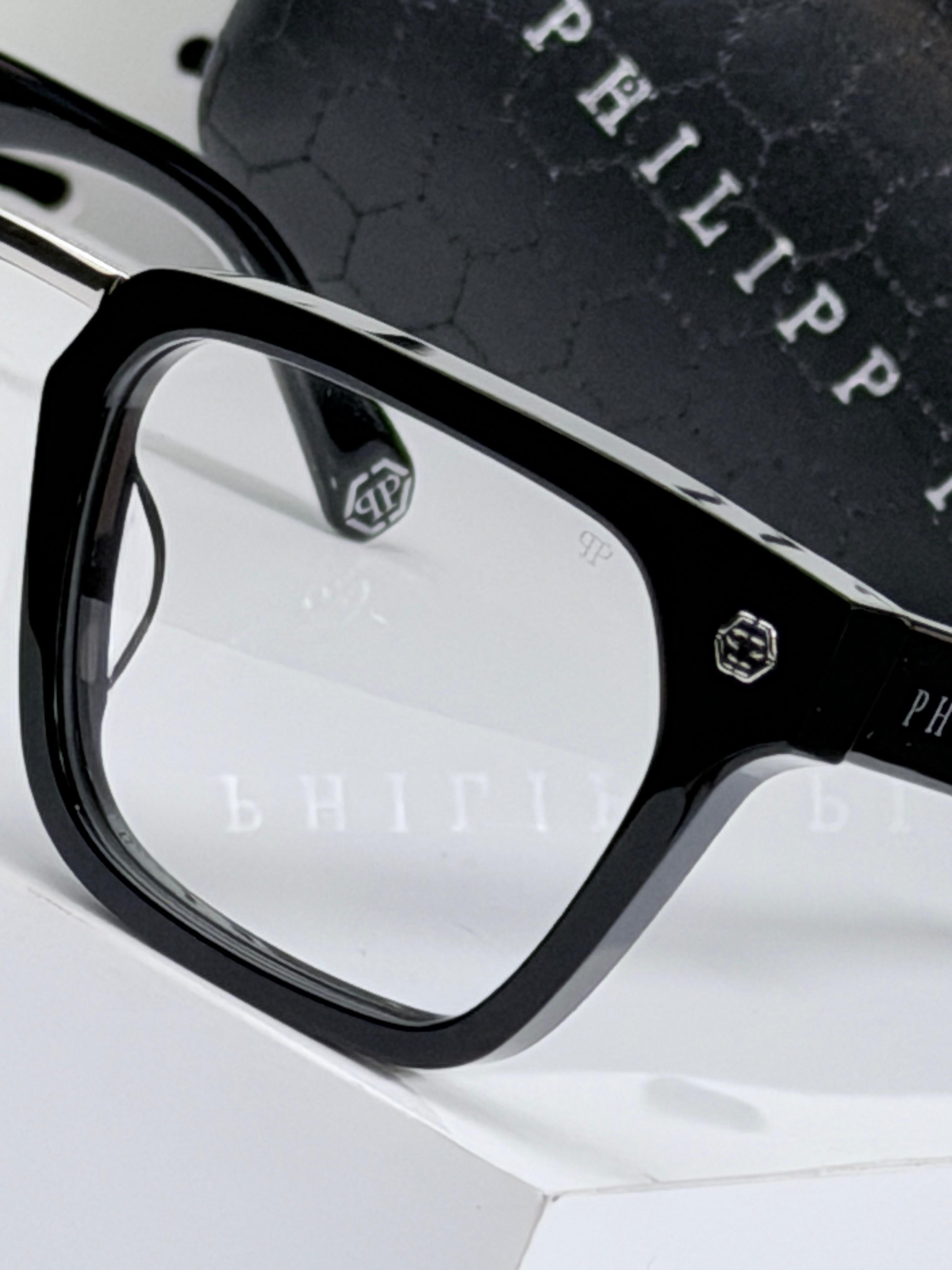 PHILIPP PLIEN | P004