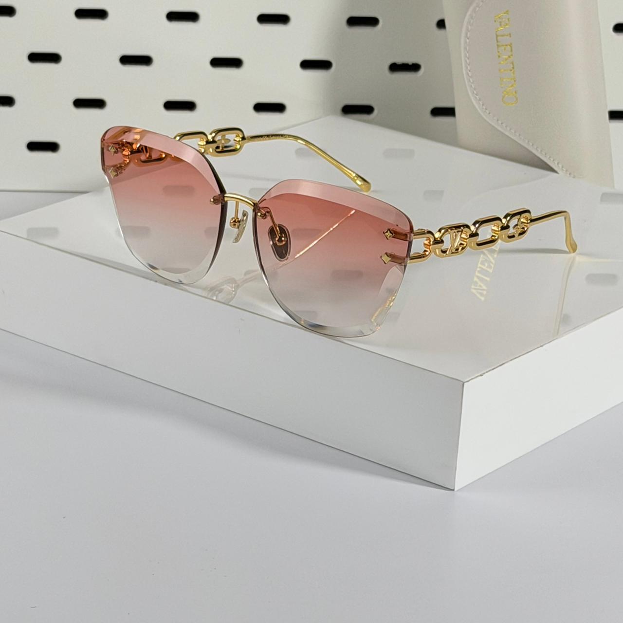 VALENTINO