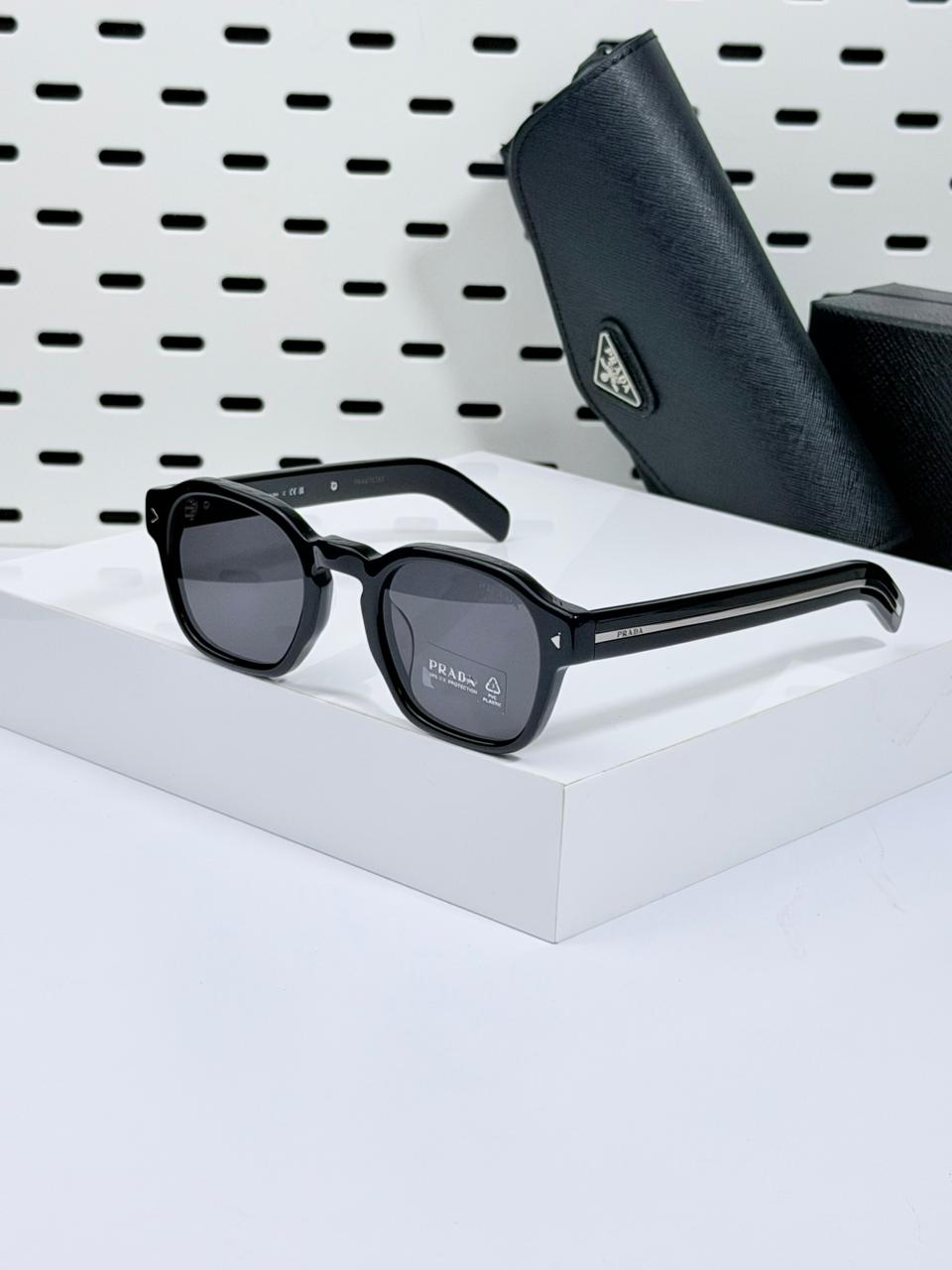PRADA | PR01