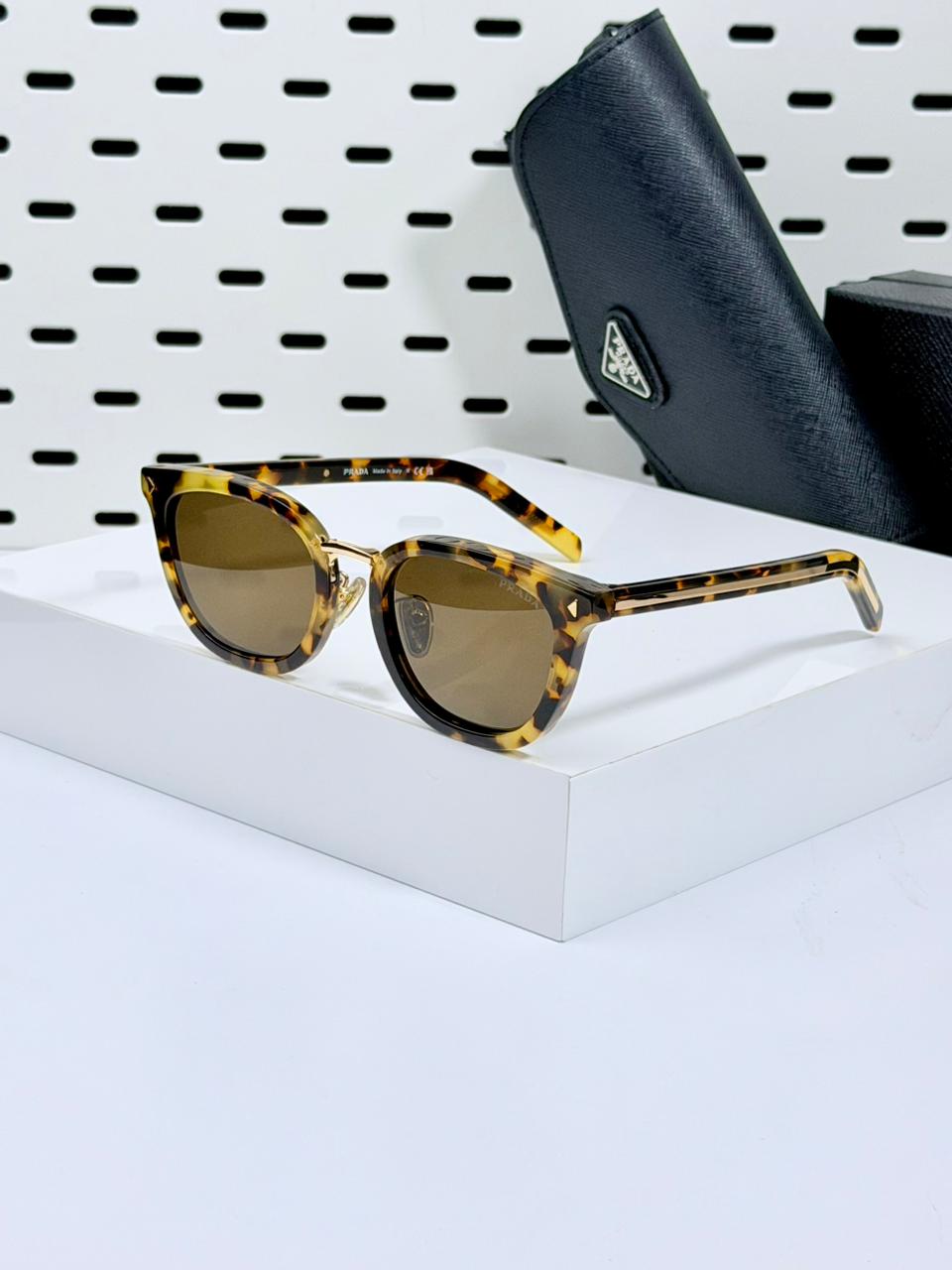 PRADA | PR013