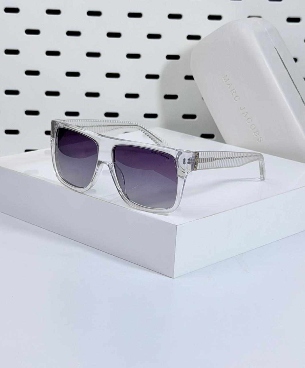 MARC JACOB | MJ001