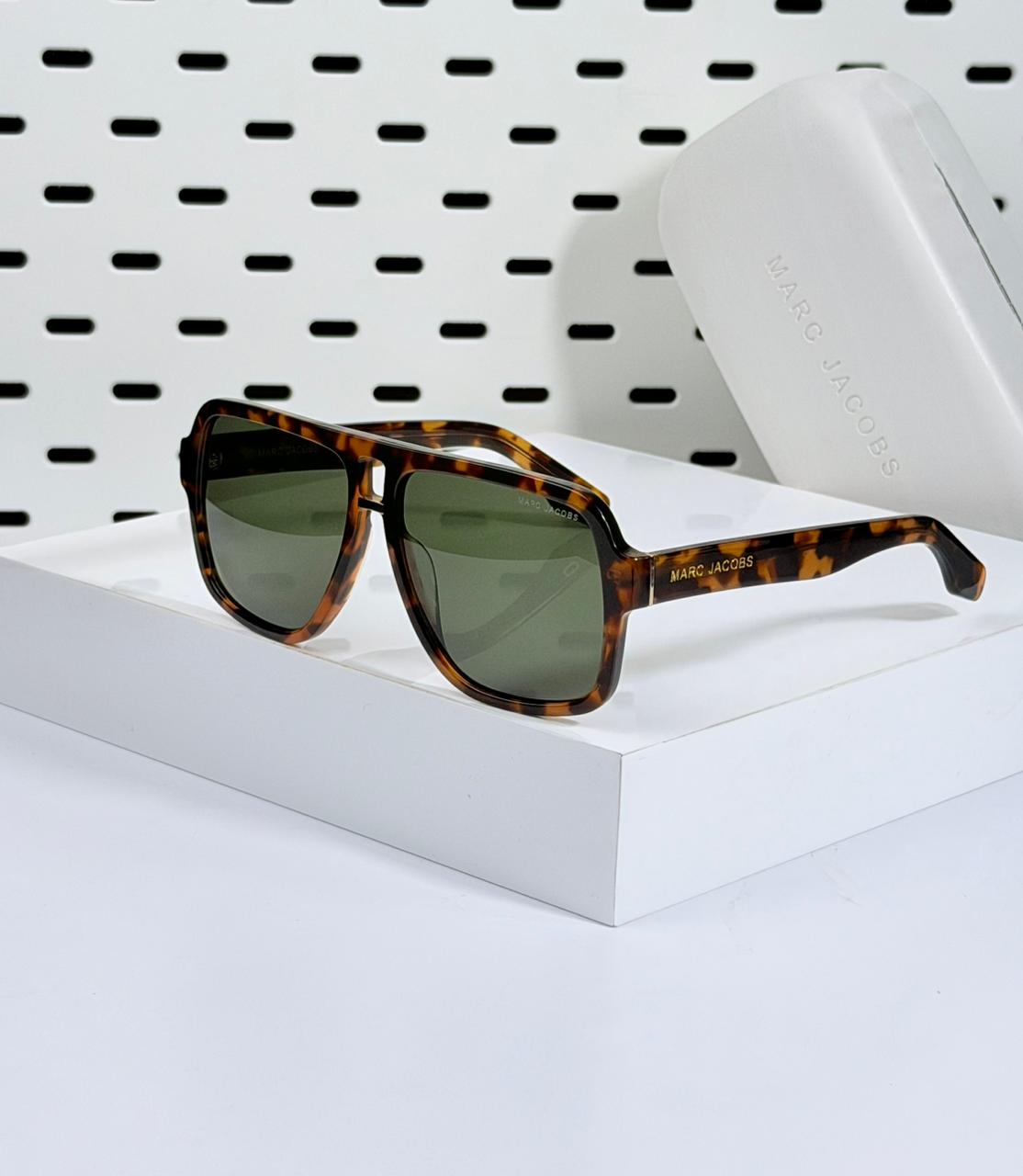 MARC JACOB | MJ002