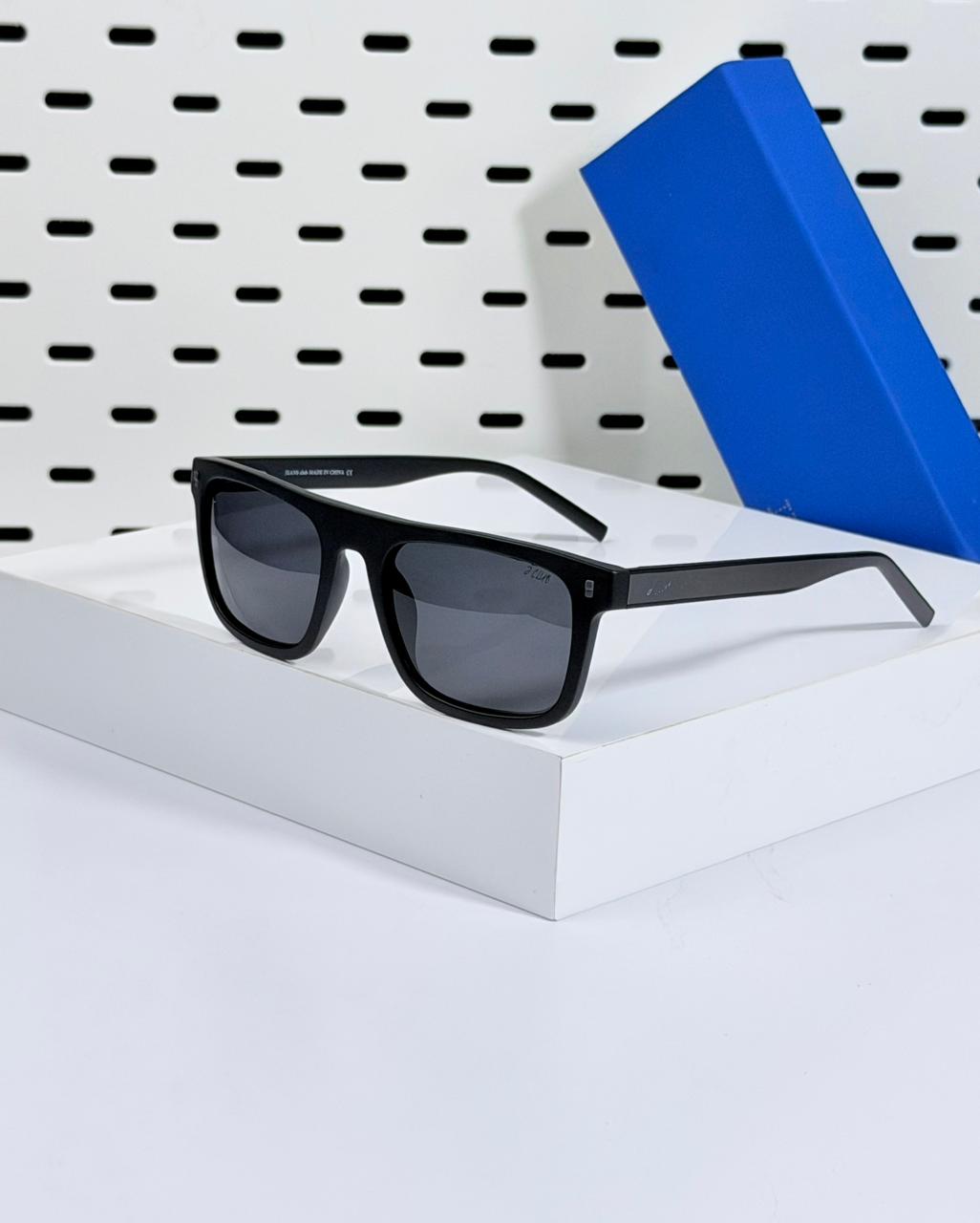 J.CLUB | TR08
