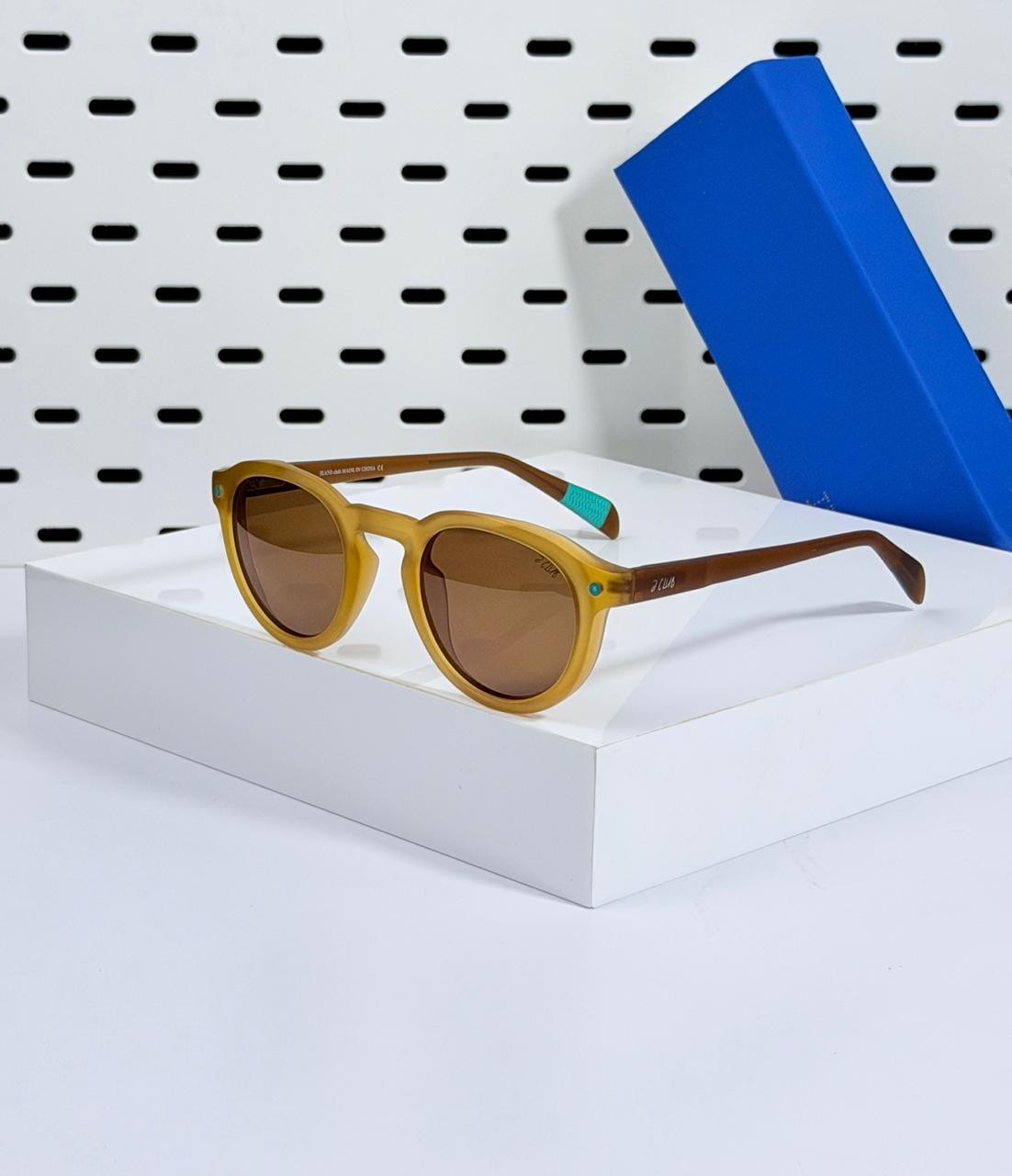 J.CLUB | TR10