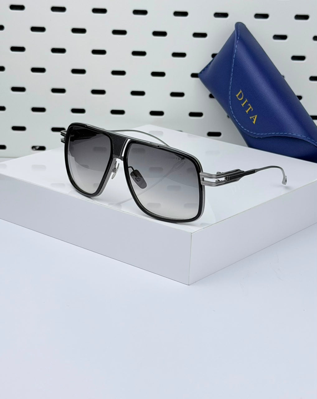 DITA | D03