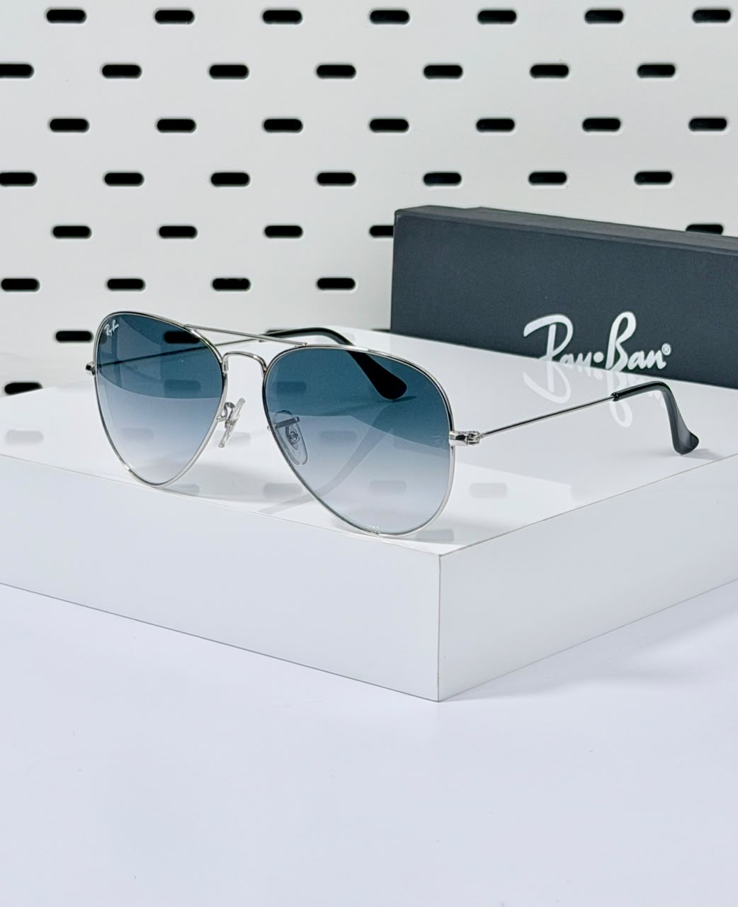 RAY-BAN | R3025